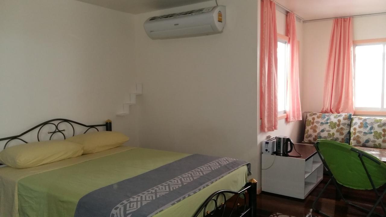 Jutharat Home Phra Nakhon Si Ayutthaya Exteriör bild