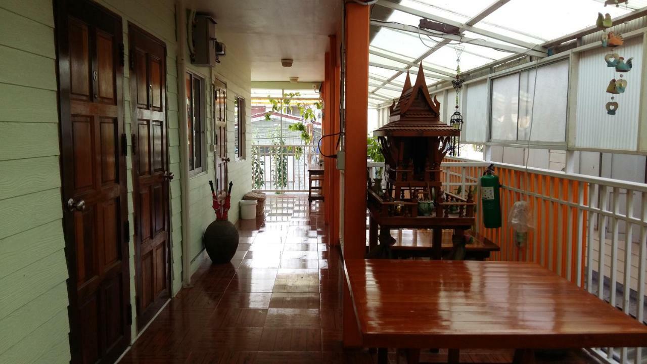 Jutharat Home Phra Nakhon Si Ayutthaya Exteriör bild